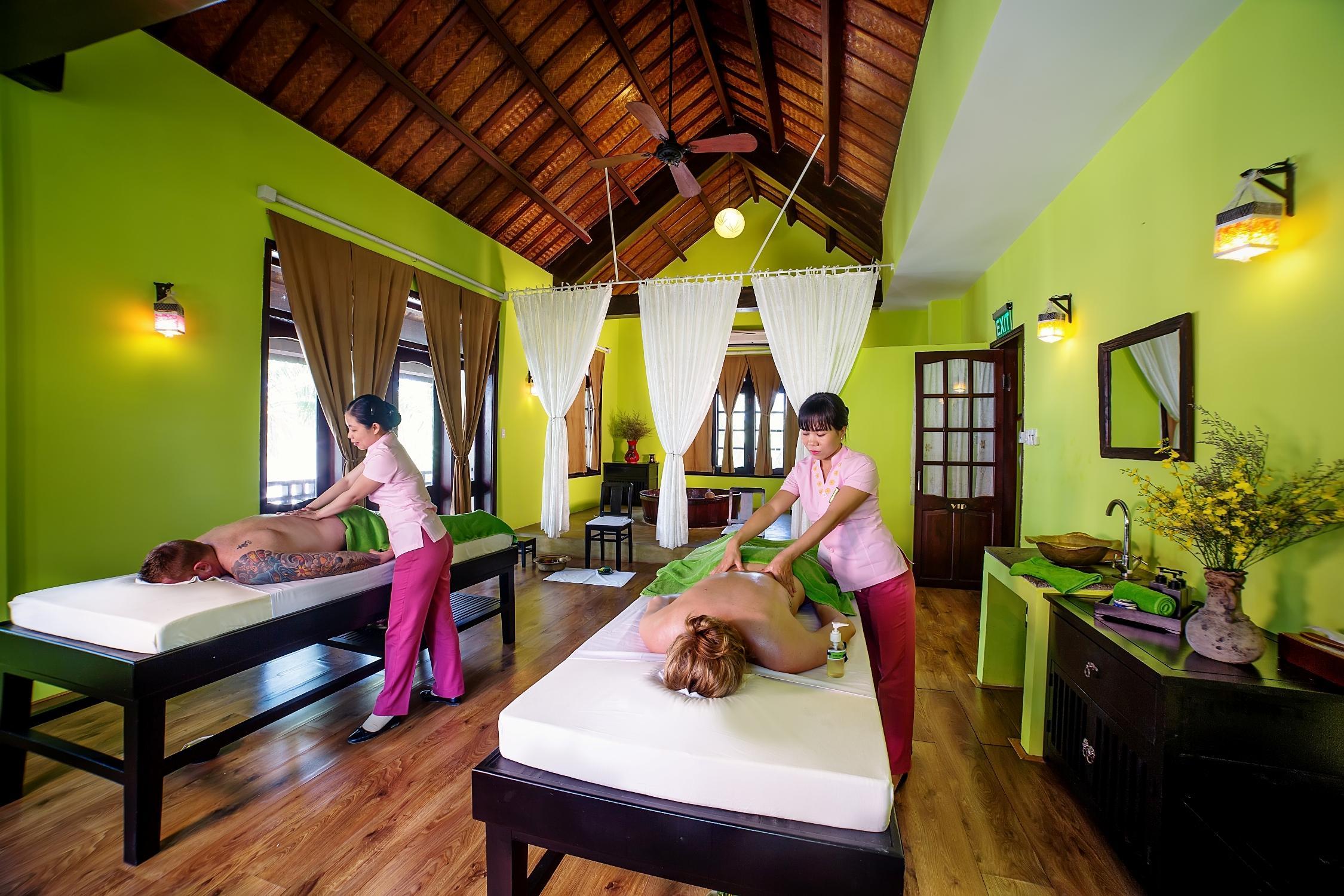 Hoi An Beach Resort Курортный комплекс 4*