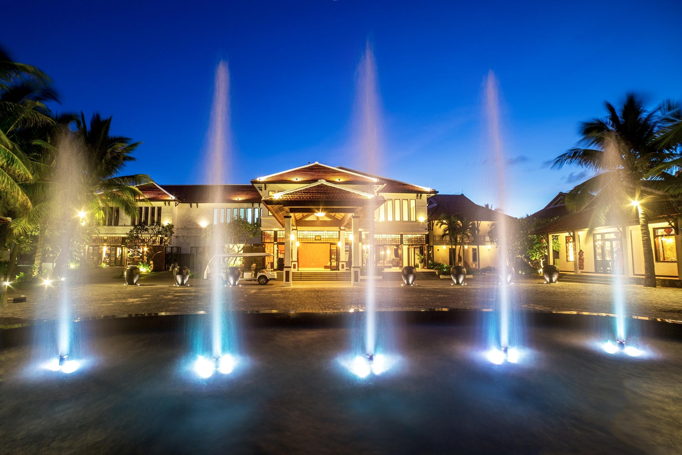 Hoi An Beach Resort Хойан