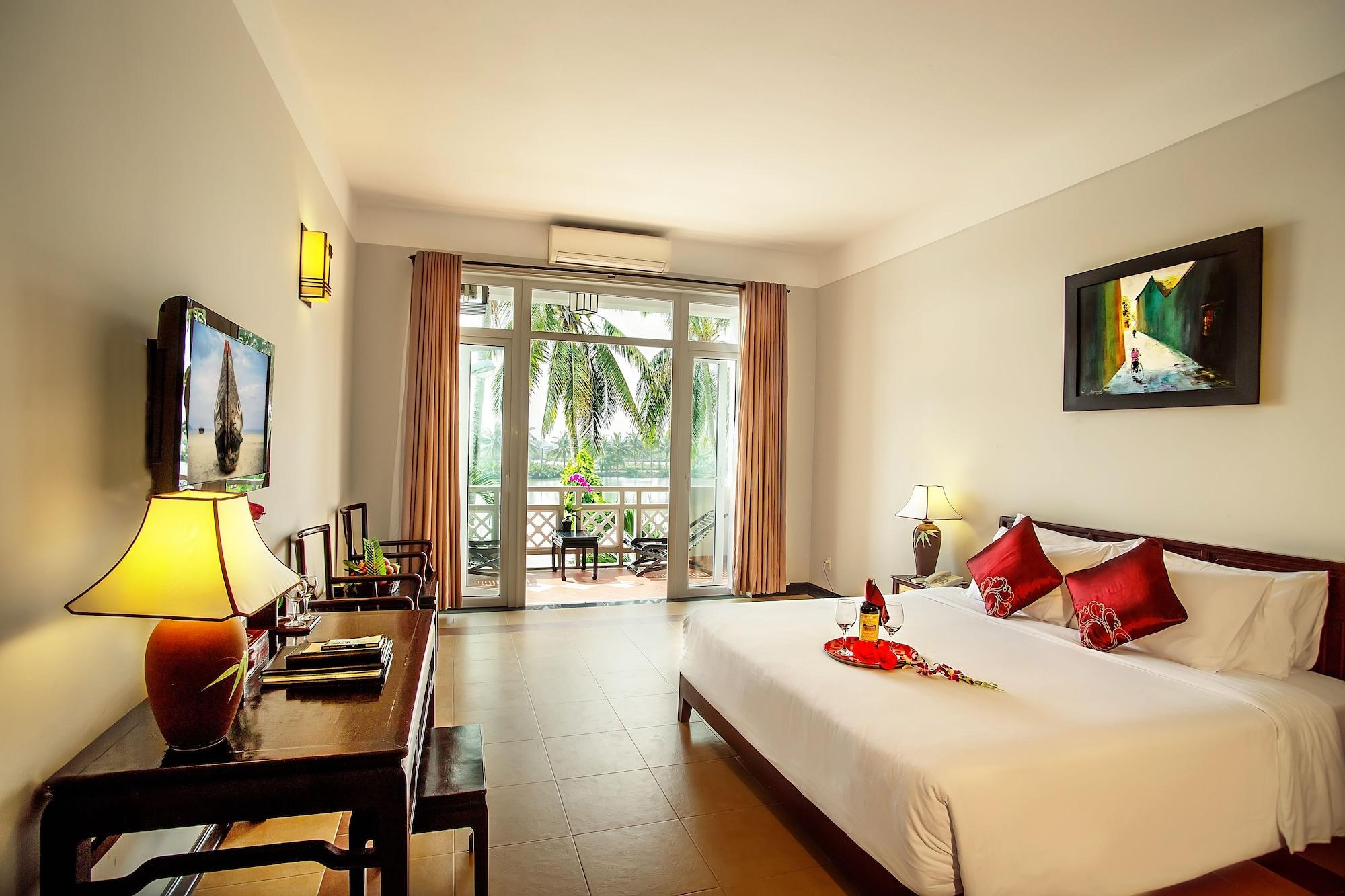 Курортный комплекс Hoi An Beach Resort 4*