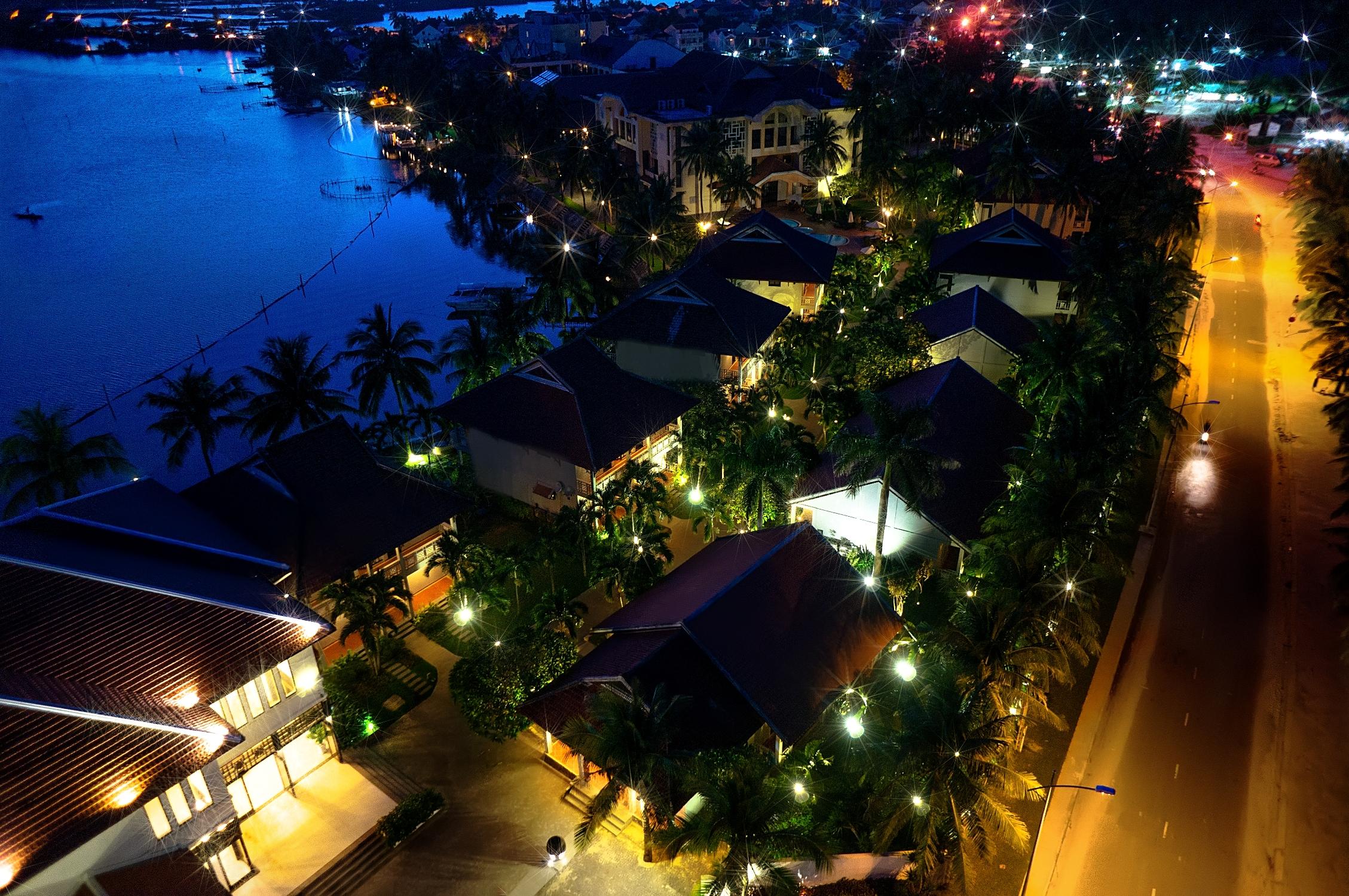Hội An Beach Resort 4*